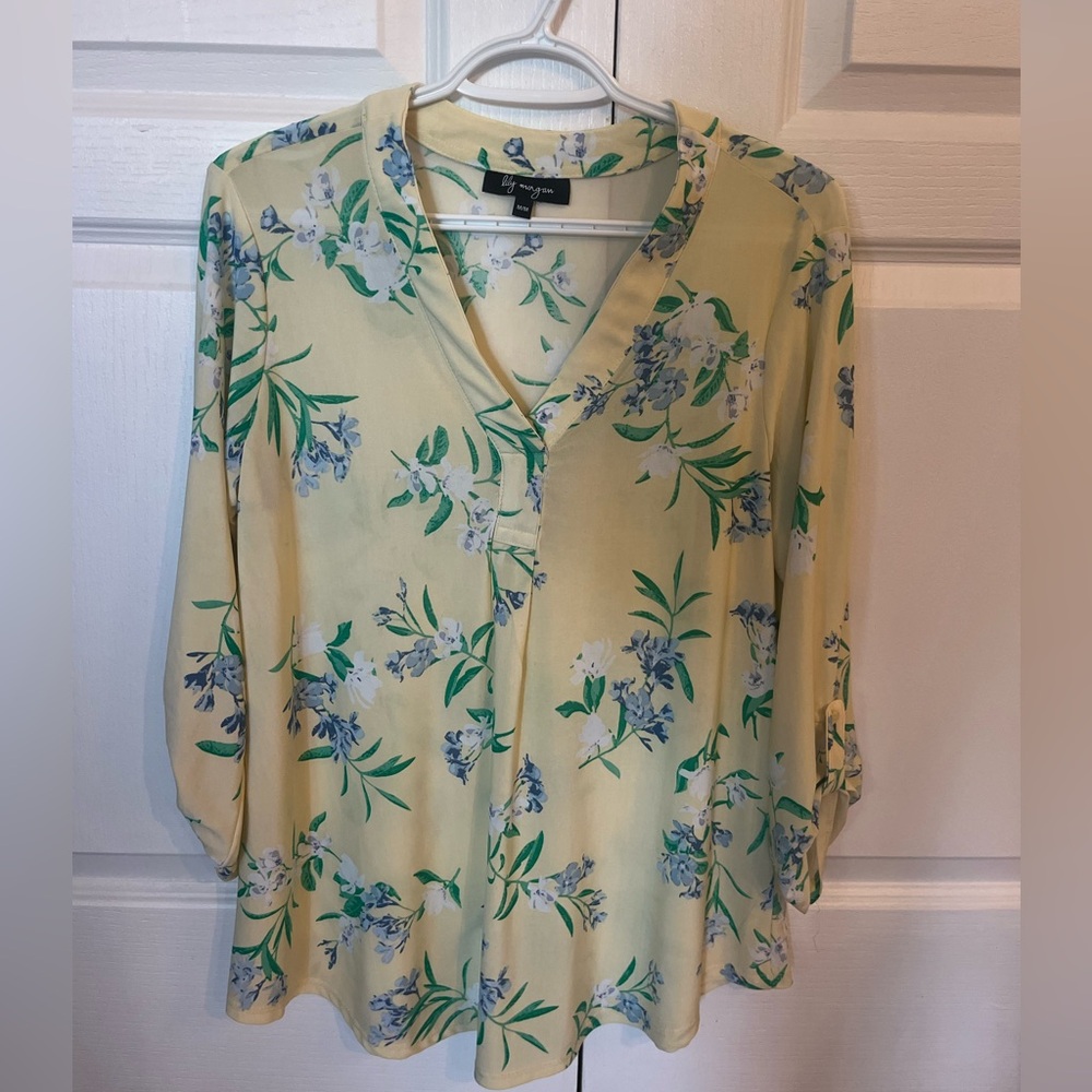 Lily Morgan Women's Modern Chic Long Sleeve Printed Top Relaxed Blouse
